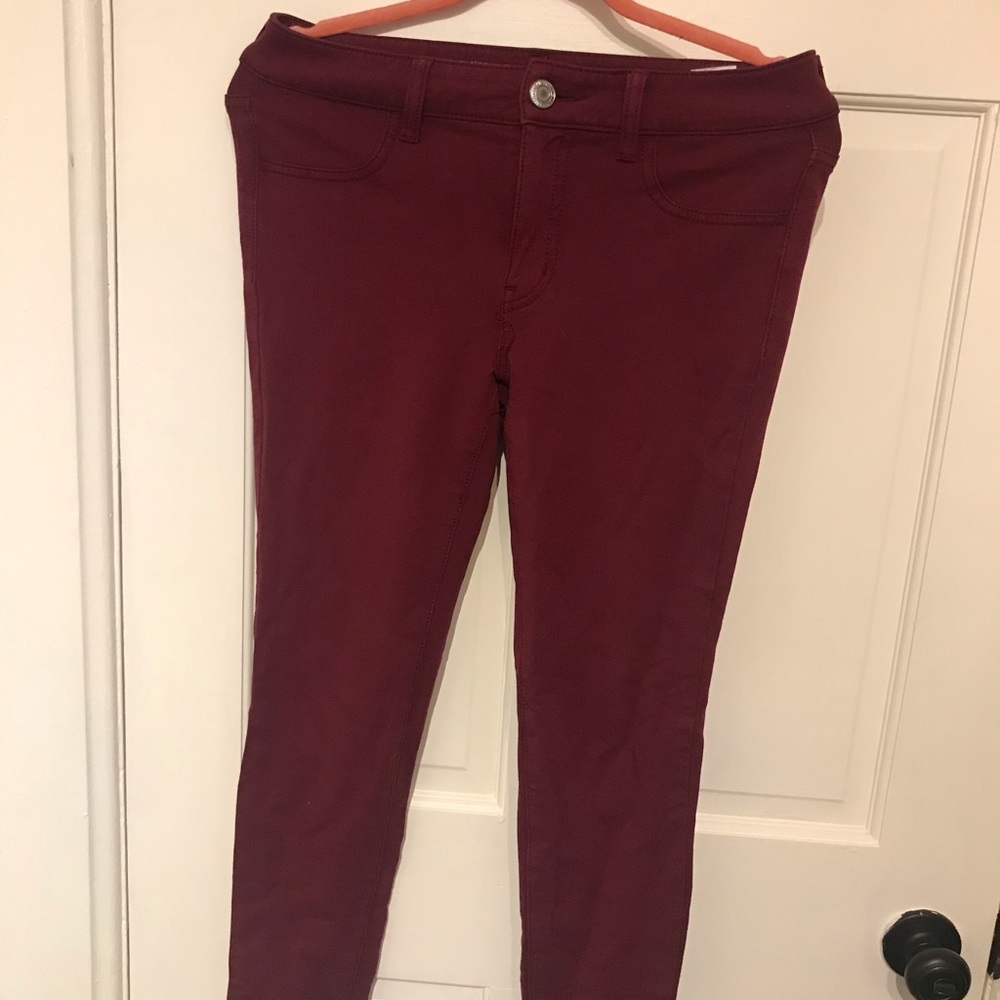 Maroon American eagle jeggings